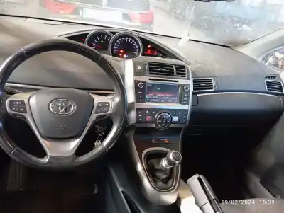 Veículo de Sucata toyota verso 1.6 d-4d cat do ano 2015 alimentado n47c16a