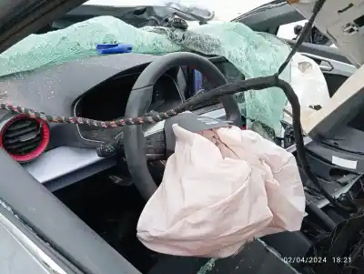 Veicolo di demolizione seat arona 110 cv / 81 kw dell'anno 2023 alimentato dlaa