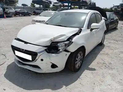 Scrapping Vehicle mazda 2 lim. () center-line 90 cv / 66 kw of the year 2015 powered p5