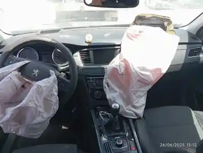 Здавання транспортного засобу peugeot 508 active року 2014 потужний rhf