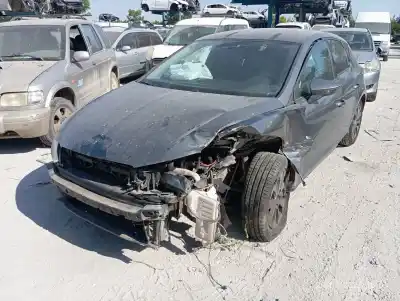 Veículo de Sucata seat leon (5f1) 1.6 tdi do ano 2014 alimentado clh