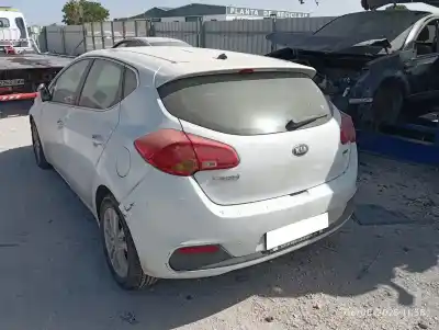 Здавання транспортного засобу kia cee´d concept року 2014 потужний d4fc