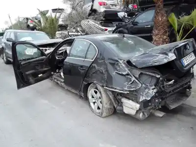 Sloopvoertuig bmw serie 5 berlina (e60) 520d van het jaar 2001 aangedreven 204d4