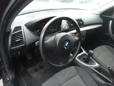 Veículo de Sucata BMW SERIE 1 BERLINA (E81/E87) 118d do ano 2001 alimentado 204D4