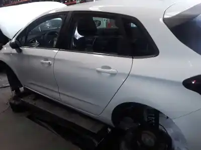 Veículo de Sucata citroen c4 lim. feel do ano 2001 alimentado dv6fc