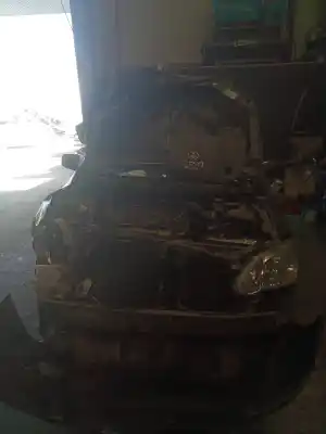 Veículo de Sucata toyota corolla (_e12_) 1.4 d (nde120_) do ano 2001 alimentado 1nd