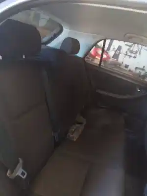 Veículo de Sucata toyota corolla (_e12_) 1.4 d (nde120_) do ano 2001 alimentado 1nd