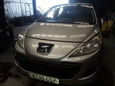 Veículo de Sucata PEUGEOT 207 Sport do ano 2001 alimentado 9HX