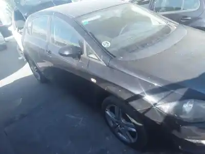Veículo de Sucata seat leon (1p1) reference copa do ano 2001 alimentado cayb