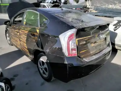 Veicolo di demolizione toyota prius (nhw30) plug-in hybrid advance dell'anno 2001 alimentato 2zrfxe