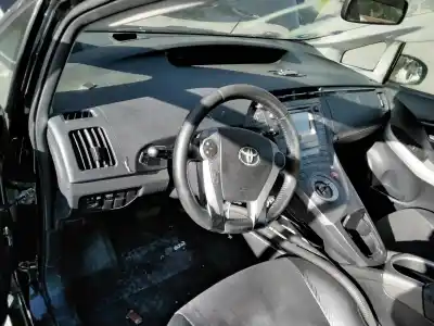 Veicolo di demolizione TOYOTA PRIUS (NHW30) Plug-in Hybrid Advance dell'anno 2001 alimentato 2ZRFXE