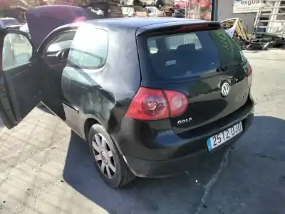 Sloopvoertuig VOLKSWAGEN GOLF V BERLINA (1K1) Sportline van het jaar 2001 aangedreven BLF