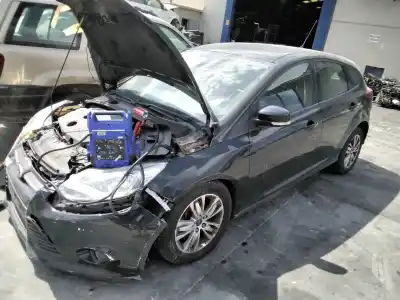 Vehicul casat ford focus lim. (cb8) trend al anului 2001 alimentat t1da