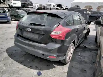 Vehicul casat ford focus lim. (cb8) trend al anului 2001 alimentat t1da