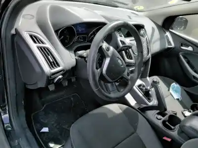 Veículo de Sucata FORD FOCUS LIM. (CB8) Trend do ano 2001 alimentado T1DA