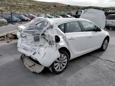 Scrapping Vehicle opel astra j (p10) 1.7 cdti (68) of the year 2001 powered a17dtr Scrapping Vehicle opel astra j (p10) 1.7 cdti (68) of the year 2001 powered a17dtr