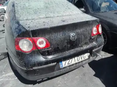 Veículo de Sucata volkswagen passat b6 (3c2) 2.0 tdi 16v do ano 2001 alimentado bkp