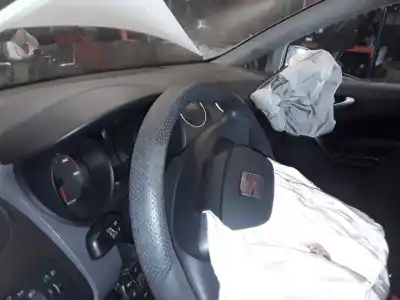 Vehicul casat seat ibiza (6j5) reference al anului 2001 alimentat cfw