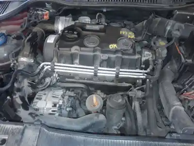 Veículo de Sucata seat ibiza (6j5) reference do ano 2001 alimentado bxj