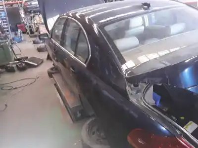 Scrapping Vehicle BMW SERIE 7 (E65/E66) 730d of the year 2001 powered M57TU