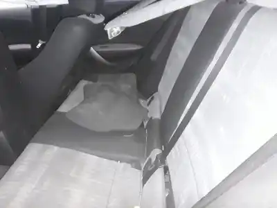 Veículo de Sucata bmw serie 1 berlina (e81/e87) 118d do ano 2001 alimentado m47t2