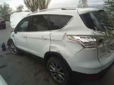 Здавання транспортного засобу ford kuga (cbs) trend року 2001 потужний xrmb