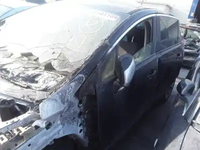 Sloopvoertuig peugeot 3008 confort van het jaar 2001 aangedreven 9hz