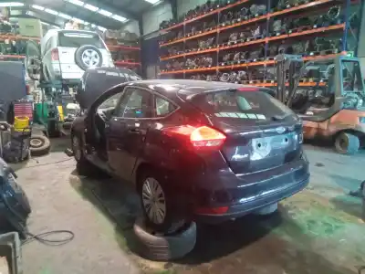 Sloopvoertuig FORD                                               FOCUS TURN.                                                                                                                                                                                                                                                Trend +                                                                                                                                                                                                                                                    van het jaar 2001 aangedreven F1FG