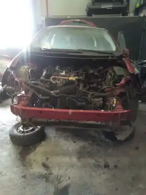 Veicolo di demolizione toyota auris luna+ dell'anno 2001 alimentato 1ndtv