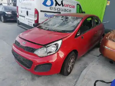 Scrapping Vehicle kia rio basic of the year 2001 powered g4la