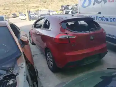 Scrapping Vehicle kia rio basic of the year 2001 powered g4la
