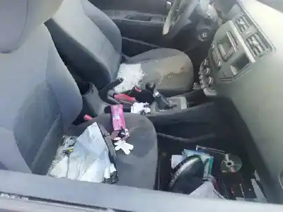 Scrapping Vehicle kia rio basic of the year 2001 powered g4la