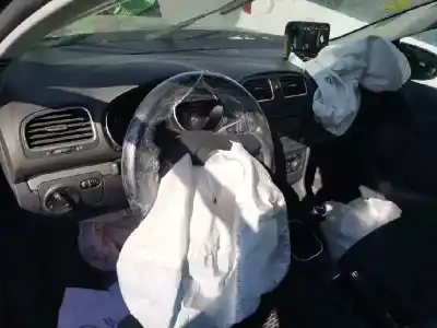 Scrapping Vehicle volkswagen golf vi (5k1) rabbit bluemotion of the year 2001 powered cay