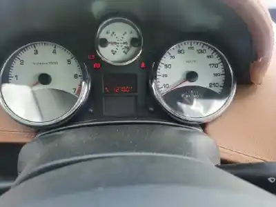 Veículo de Sucata peugeot 207 cc sport do ano 2001 alimentado 5fx