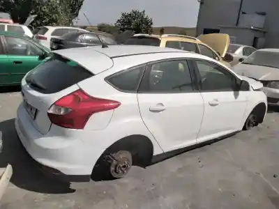 Veicolo di demolizione ford focus lim. (cb8) trend dell'anno 2001 alimentato t1db