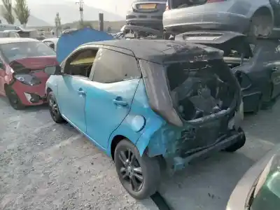 Veículo de Sucata toyota aygo x-cite do ano 2001 alimentado 1kr