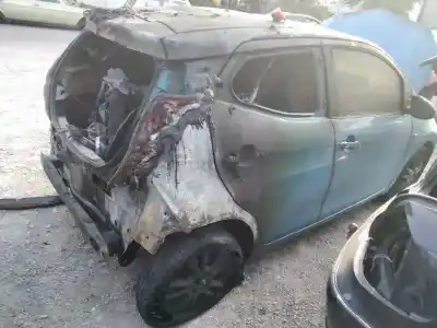 Veículo de Sucata toyota aygo x-cite do ano 2001 alimentado 1kr