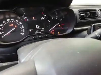 Sloopvoertuig citroen c3 shine van het jaar 2001 aangedreven hmz