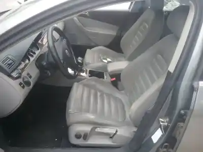 Veículo de Sucata volkswagen passat b6 (3c2) 2.0 tdi 16v do ano 2001 alimentado bkp