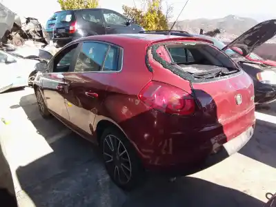 Sloopvoertuig fiat bravo (198) 1.9 16v dynamic multijet van het jaar 2001 aangedreven 