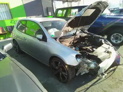 Verschrottungsfahrzeug volkswagen golf vi (5k1) 1.4 tsi des jahres 2001 angetrieben 0