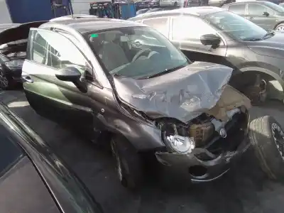 Veículo de Sucata fiat nuova 500 (150) pop do ano 2001 alimentado 169a4000