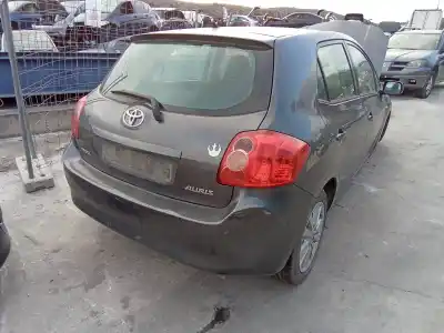 Здавання транспортного засобу toyota auris sol року 2001 потужний 1adftv