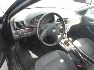 Veículo de Sucata bmw serie 3 berlina (e46) 320d do ano 2001 alimentado 204d1