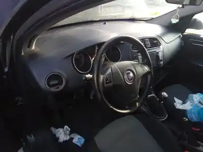 Veículo de Sucata fiat bravo (198) 1.9 16v dynamic multijet do ano 2001 alimentado 310a1027