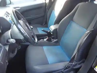 Scrapping Vehicle dodge caliber s of the year 2001 powered byl