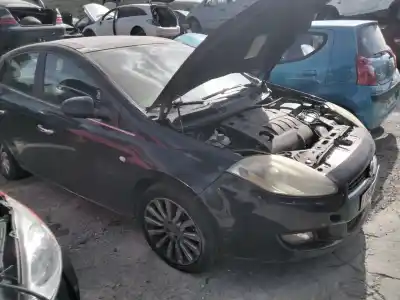 Veículo de Sucata fiat bravo (198) 1.9 16v dynamic multijet do ano 2001 alimentado 310a1027