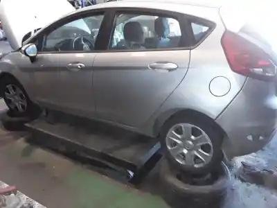 Veículo de Sucata ford fiesta (cb1) titanium do ano 2001 alimentado f6jb