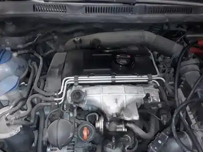 Veículo de Sucata volkswagen golf plus (5m1) sportline do ano 2001 alimentado bkd