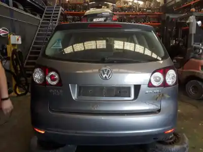 Veículo de Sucata volkswagen golf plus (5m1) sportline do ano 2001 alimentado bkd